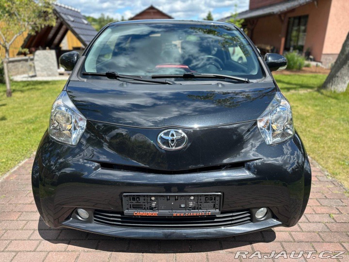 Toyota iQ 1.4 D4D 2011