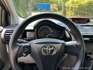 Toyota iQ 1.4 D4D 2011