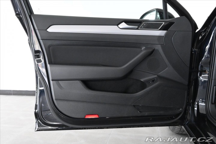 Volkswagen Passat 2,0 TDI 110 kW DSG BUSINE 2021