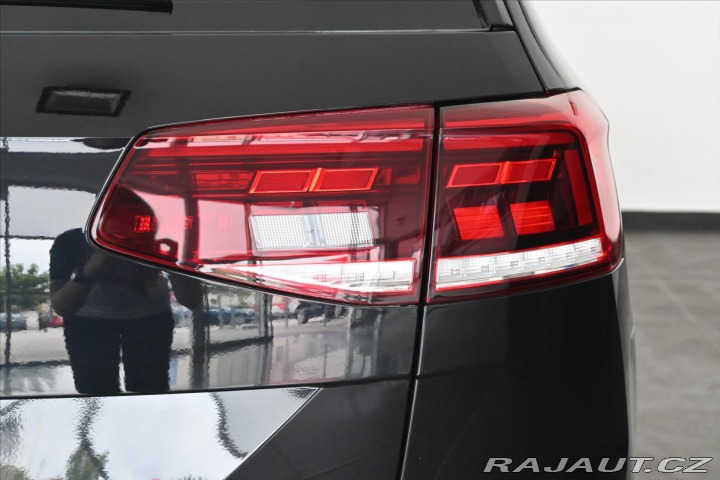 Volkswagen Passat 2,0 TDI 110 kW DSG BUSINE 2021