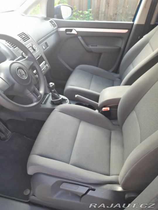 Volkswagen Touran 2011