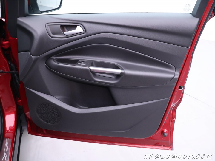 Ford Kuga 2,0 TDCi 110kW AWD CZ Tit 2019