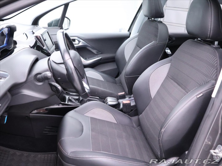 Peugeot 2008 1,2 PT 81kW Allure Panora 2017