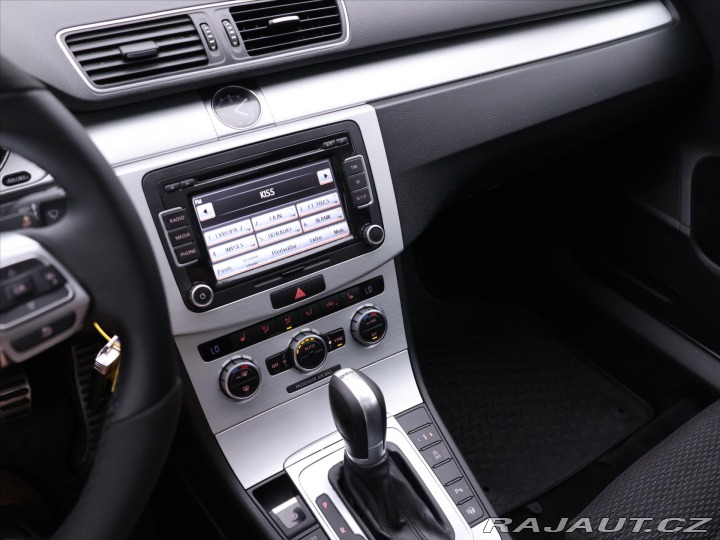 Volkswagen Passat 2,0 TDI 130kW DSG CZ Xeno 2014