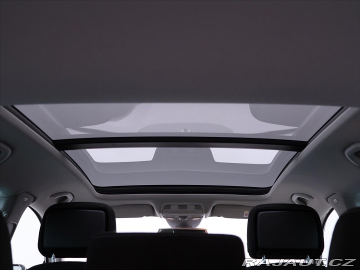 Volkswagen Passat 2,0 TDI 130kW DSG CZ Xeno 2014