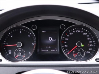 Volkswagen Passat 2,0 TDI 130kW DSG CZ Xeno 2014