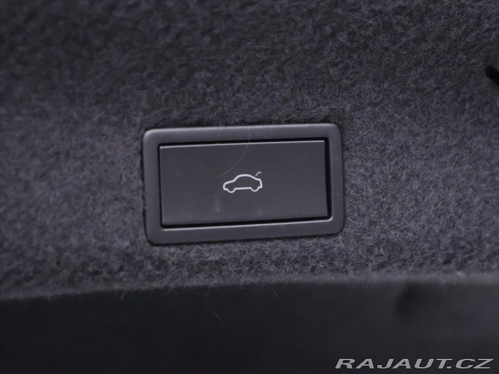 Volkswagen Passat 2,0 TSI 200kW DSG CZ R-li 2019