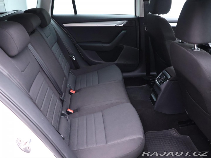 Škoda Octavia 1,8 TSi 132KW Elegance 2013