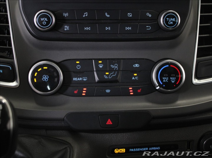 Ford Transit Custom 2,0 TDCi 96kW 6-míst Tažn 2018