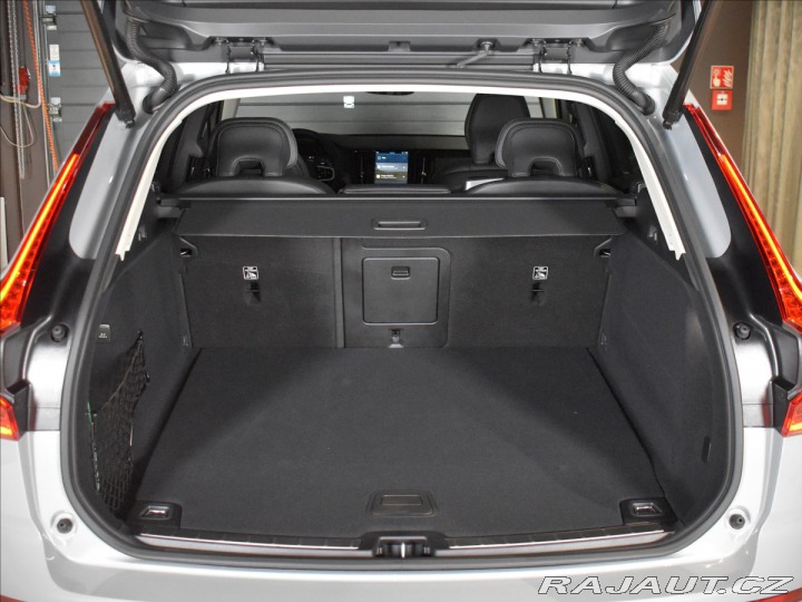 Volvo XC60 2,0 T6 AWD Plus Bright 2025