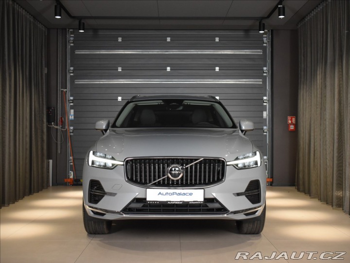 Volvo XC60 2,0 T6 AWD Plus Bright 2025