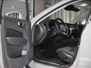 Volvo XC60 2,0 T6 AWD Plus Bright 2025