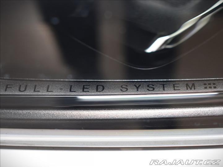 Volvo XC60 2,0 B4 AWD Plus Dark 2024