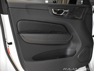 Volvo XC60 2,0 B4 AWD  Plus Dark 2024