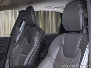 Volvo XC60 2,0 B4 AWD  Plus Dark 2024