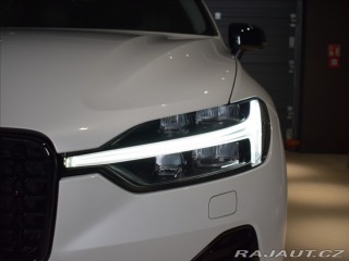 Volvo XC60 2,0 B4 AWD  Plus Dark 2024