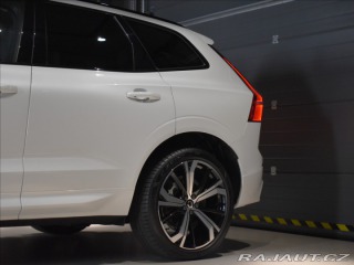 Volvo XC60 2,0 B4 AWD  Plus Dark 2024