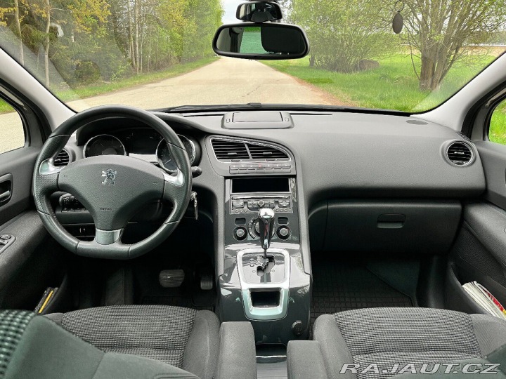 Peugeot 5008 2,0 HDi Allure 2013