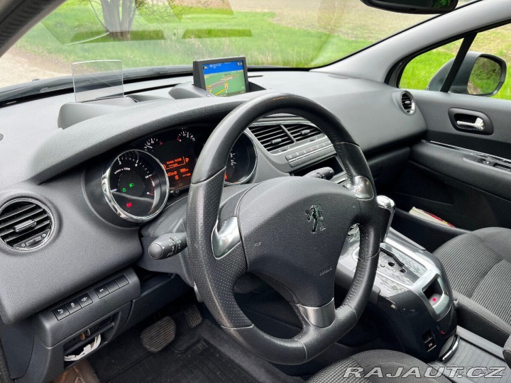 Peugeot 5008 2,0 HDi Allure 2013