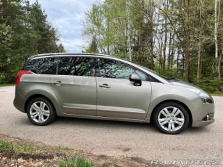 Peugeot 5008 2,0 HDi Allure 2013
