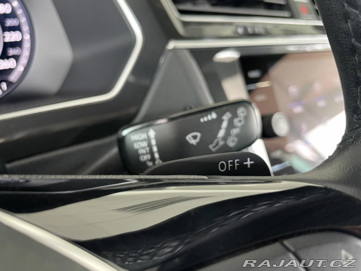 Volkswagen Tiguan 2,0TDI 140kW*R-LINE*REZER 2018