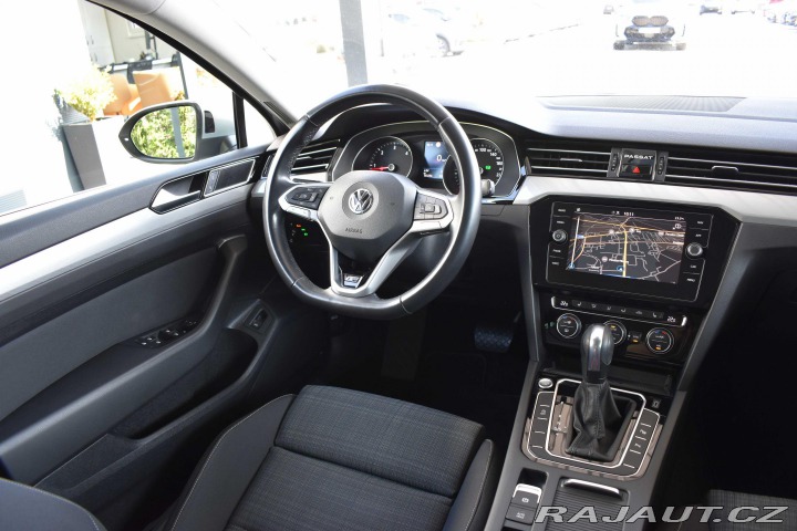 Volkswagen Passat 2.0 TDI 140 DSG*4x4*TAŽNÉ 2020