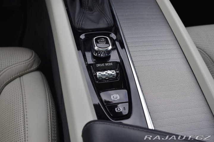 Volvo XC60 INSCRIPTION*REZERVACE* 2017