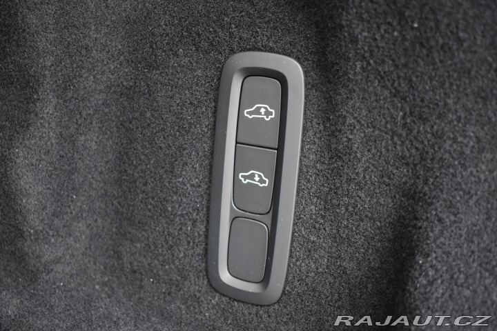 Volvo XC60 INSCRIPTION*REZERVACE* 2017