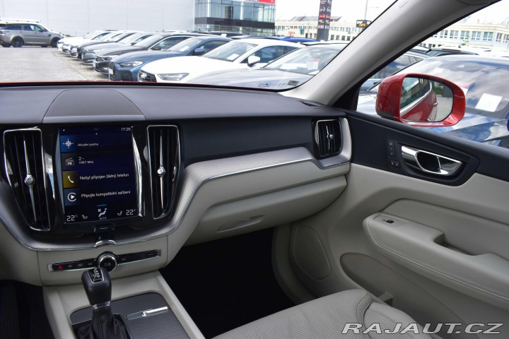 Volvo XC60 INSCRIPTION*REZERVACE* 2017