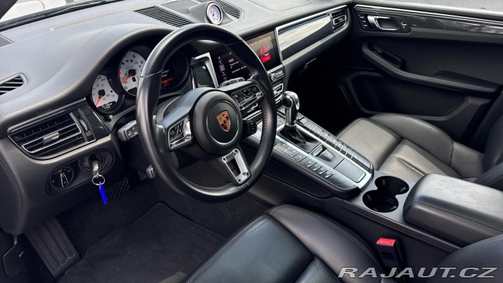 Porsche Macan S 2020