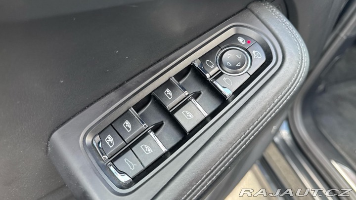 Porsche Macan S 2020