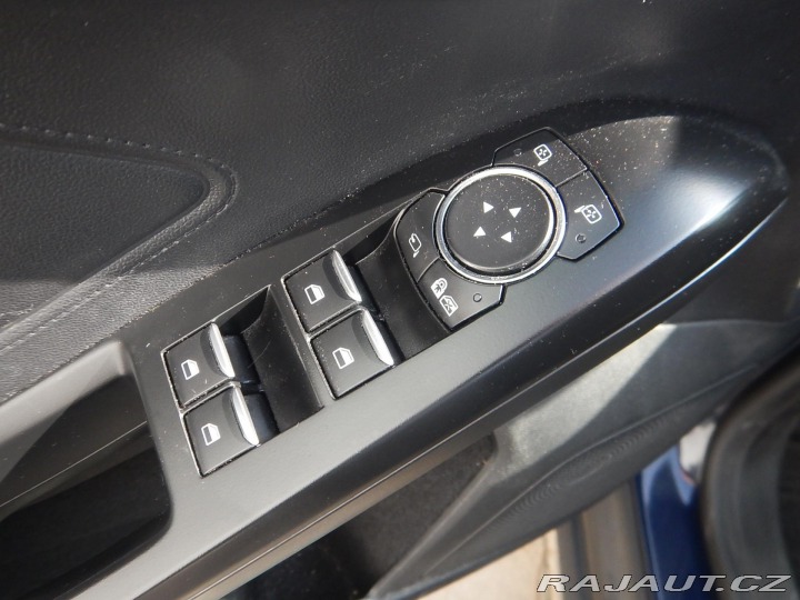 Ford Focus 1.0i, ČR, 1. MAJITEL 2020