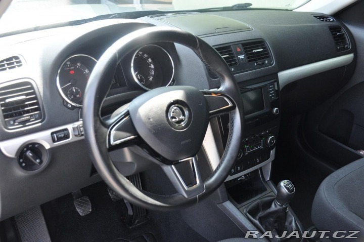 Škoda Yeti 1.2TSi 81kW 2xKOLA AUT A/ 2015