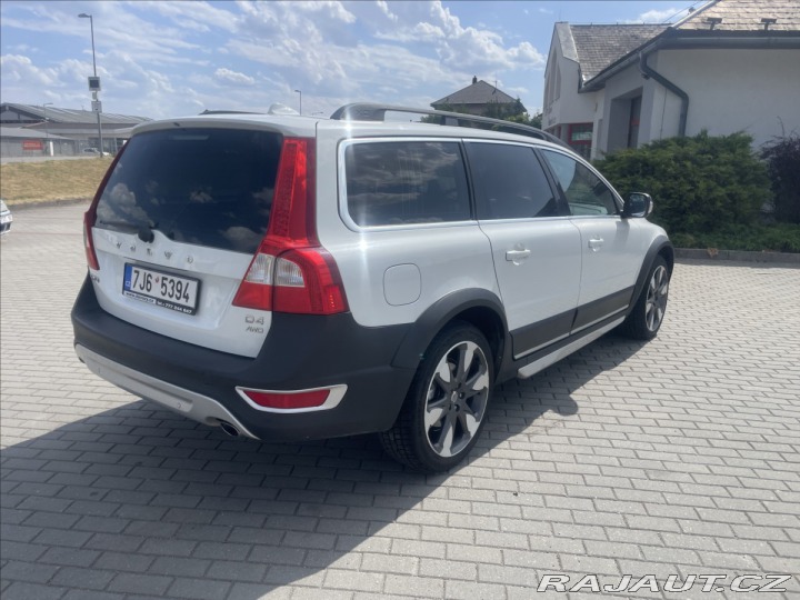 Volvo XC70 2,4 D4 CROSSCOUNTRY AWD G 2013