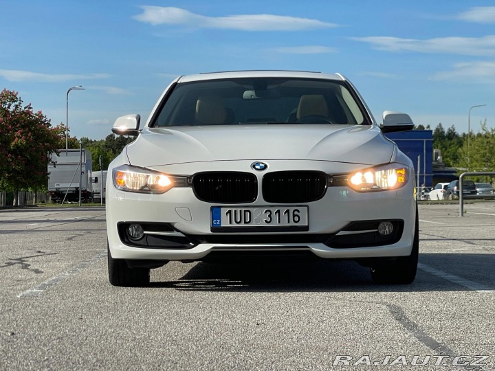 BMW 3 328i F30 2012