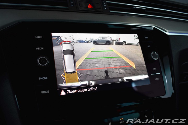 Volkswagen Passat 2.0 TDI *REZERVACE* 2021