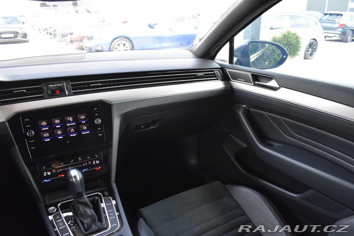 Volkswagen Passat 2.0 TDI *REZERVACE* 2021
