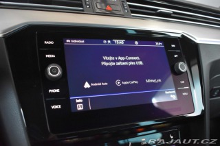 Volkswagen Passat 2.0 TDI *REZERVACE* 2021