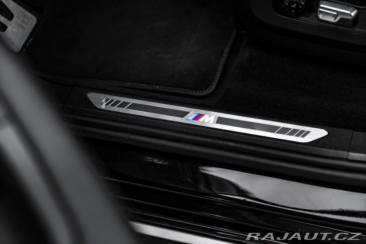 BMW X7 40i xD M-Sport Individual 1800