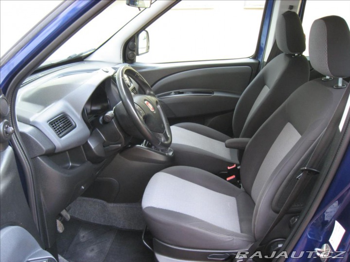 Fiat Dobló 1,6 MJT 105PS Emotion Pa 2012