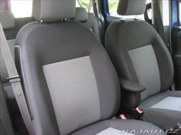 Fiat Dobló 1,6 MJT 105PS Emotion Pa 2012