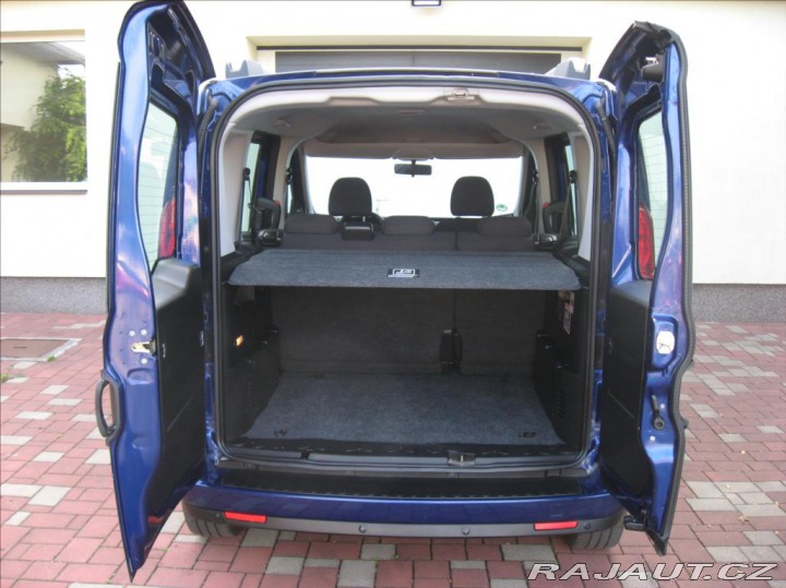Fiat Dobló 1,6 MJT 105PS Emotion Pa 2012
