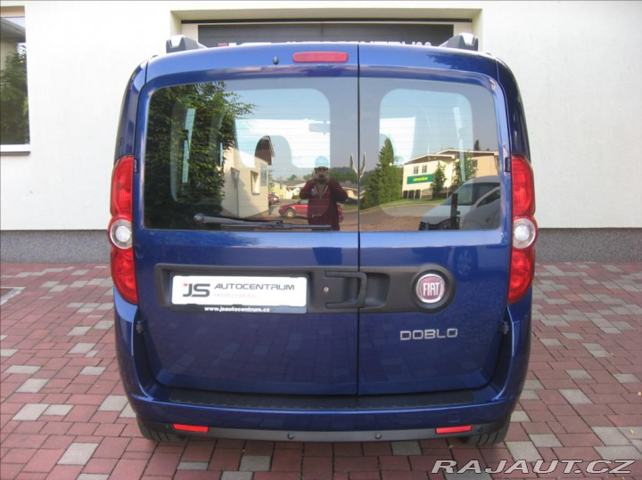 Fiat Dobló 1,6 MJT 105PS Emotion Pa 2012