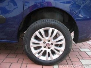 Fiat Dobló 1,6 MJT 105PS  Emotion Pa 2012