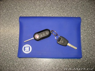 Fiat Dobló 1,6 MJT 105PS  Emotion Pa 2012