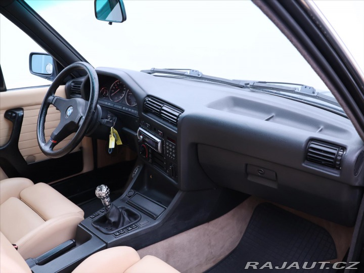 BMW 3 2,5 i 125kW Kůže 1986