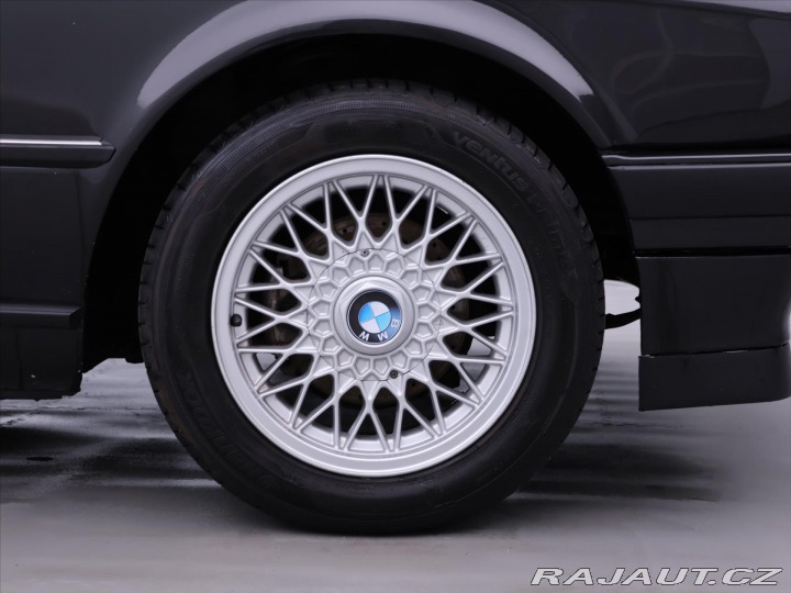 BMW 3 2,5 i 125kW Kůže 1986