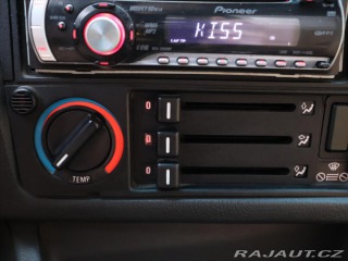 BMW 3 2,5 i 125kW Kůže 1986