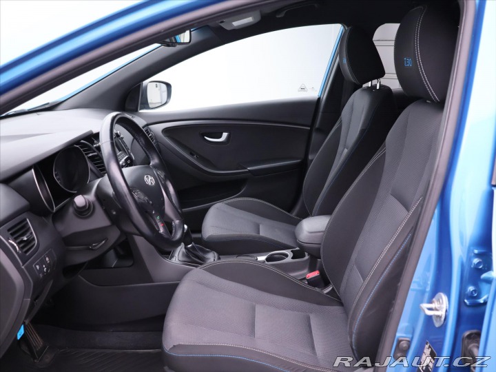 Hyundai i30 1,6 GDI 99kW Aut.klima CZ 2017
