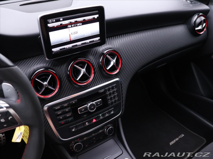Mercedes-Benz A 2,0 45 AMG Turbo 265KW Au 2015